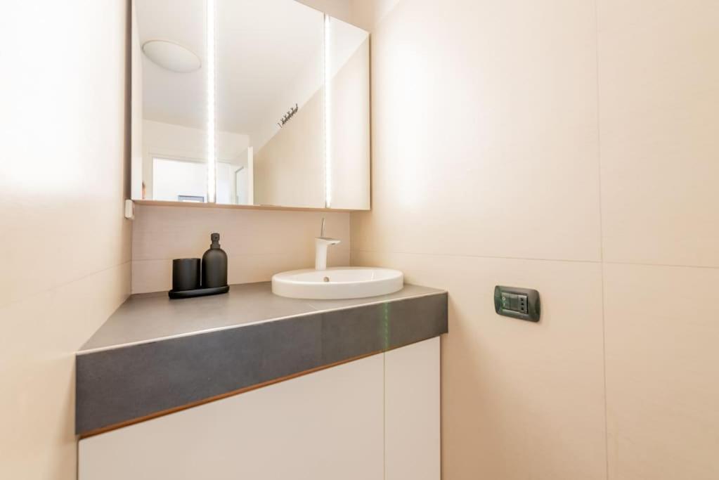 Apartamento Guest Planet - Exclusive Flat Isola Milán